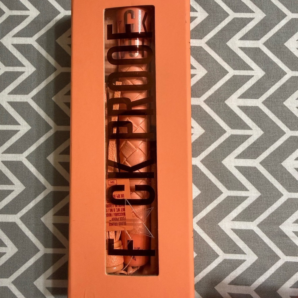 Jeffree Star F*ck Proof Blood Orange Mascara - Picture 3 of 4